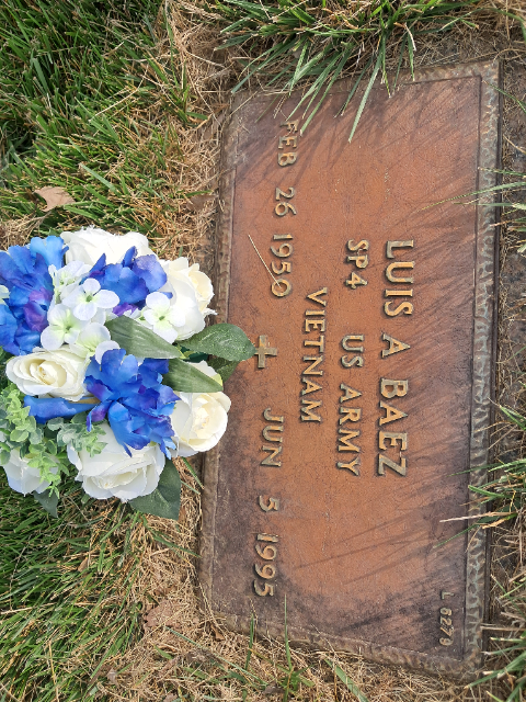 Flower delivery for Luis A Baez