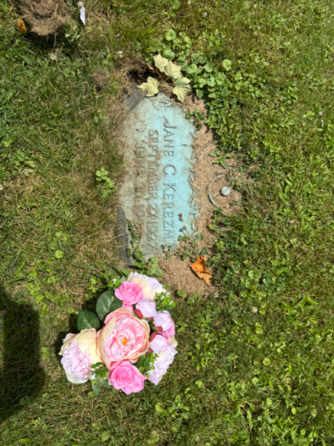 Flower delivery for Jane E Kerezman