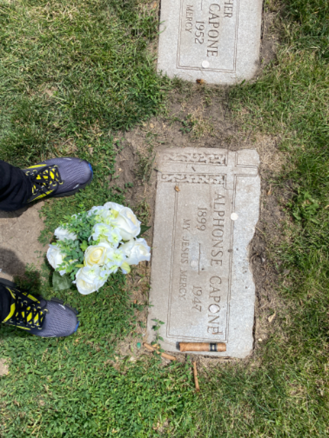 Flower delivery for Al Capone