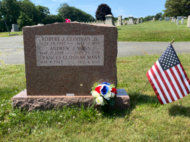 Flower delivery for Robert James Cloonan