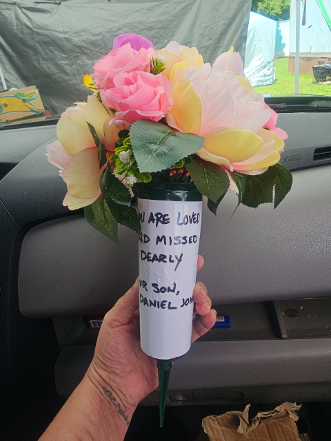 Flower delivery for Theresa M Fowler