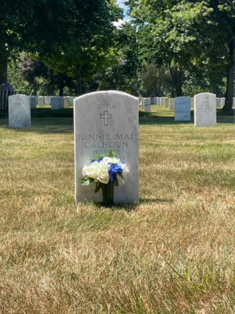 Flower delivery for Fannie Calhoun