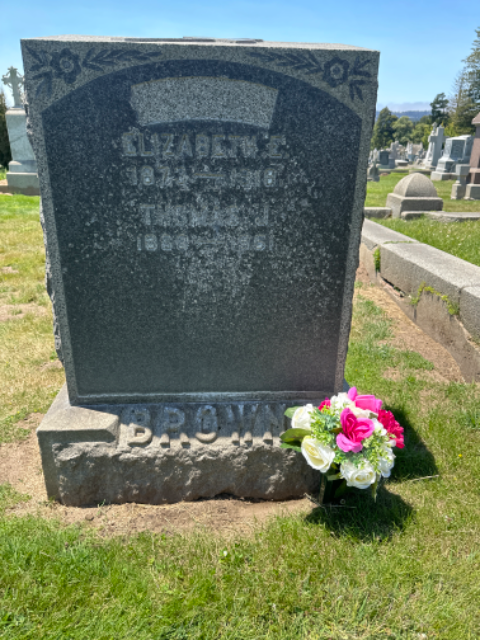 Flower delivery for Elizabeth Brown