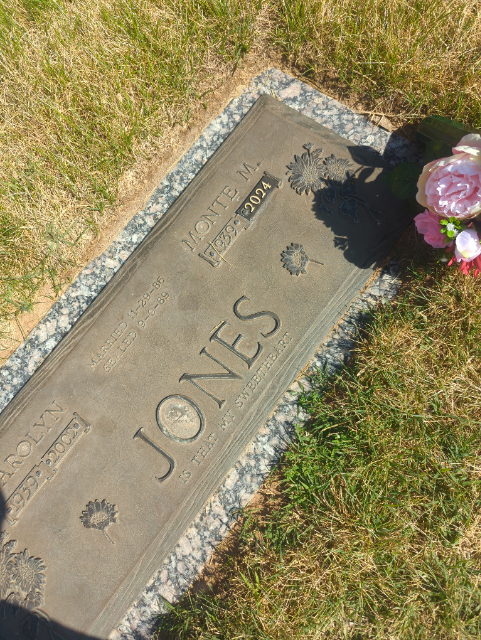 Flower delivery for Monte Maurice Jones