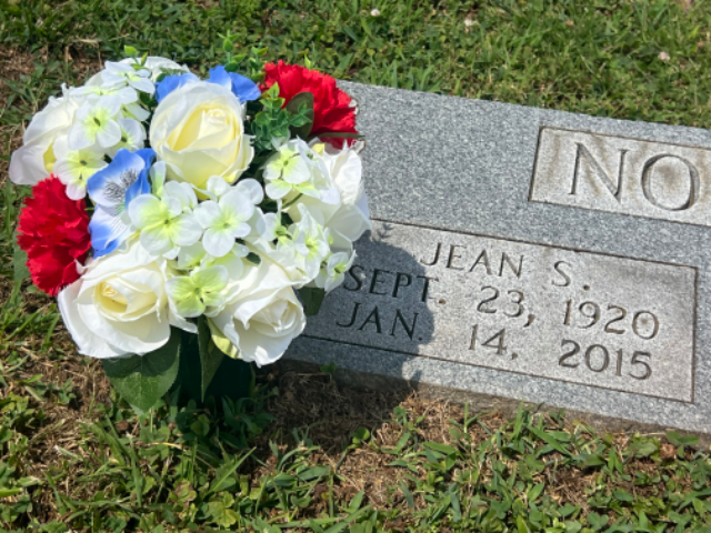 Flower delivery for Jean S Noland