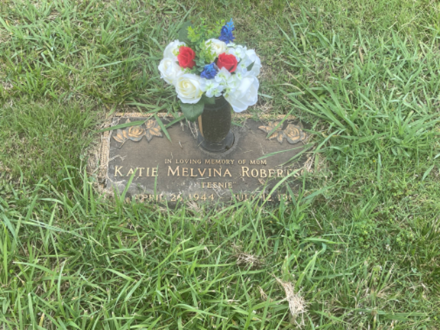 Flower delivery for Katie Melvina Robertson