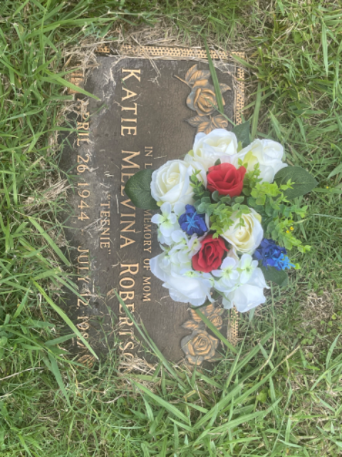 Flower delivery for Katie Melvina Robertson