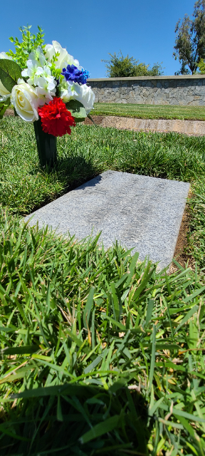 Flower delivery for Sven Erik Elseman