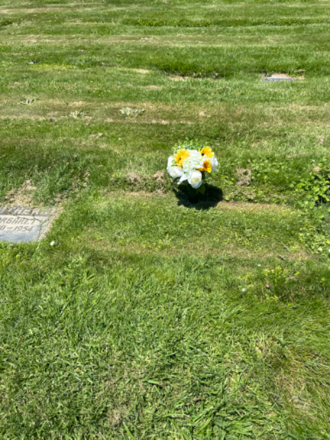 Flower delivery for Thomas Brown