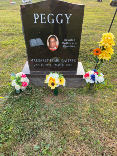 Flower delivery for Margaret Pearl Gaiters