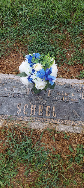 Flower delivery for Henry Elmer Scheel