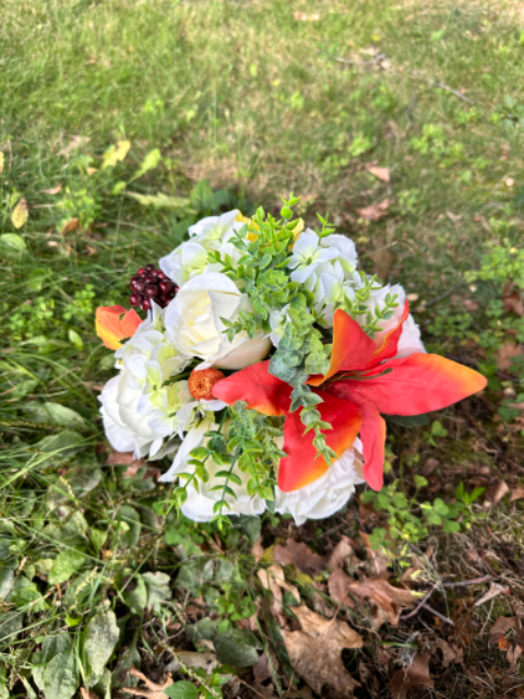 Flower delivery for Harvey Finis MacFarlane