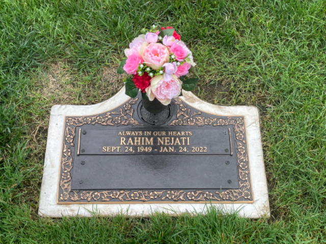 Flower delivery for Rahim Nejati