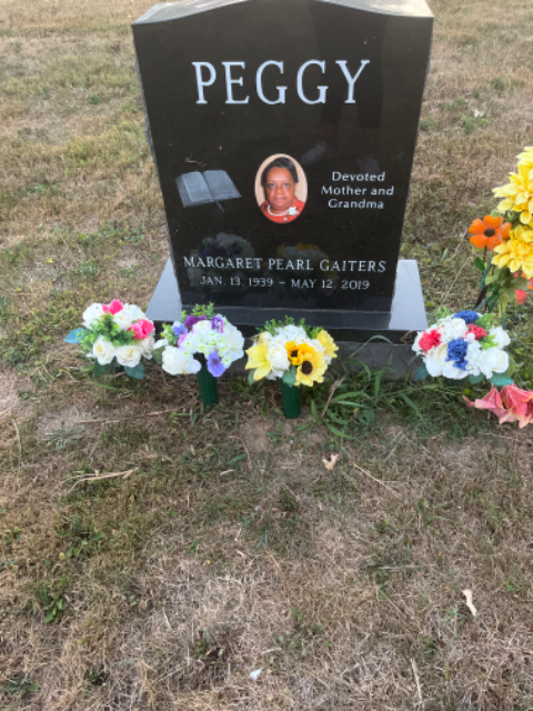 Flower delivery for Margaret Pearl Gaiters