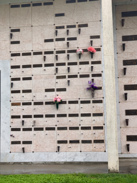 Flower delivery for Mahlon Dewey Morrison