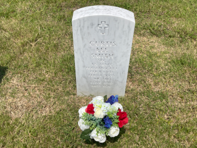 Flower delivery for Curtis Lee Smith