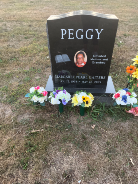 Flower delivery for Margaret Pearl Gaiters