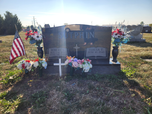 Flower delivery for ROBERT L SUTPHIN