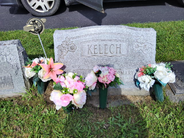 Flower delivery for Mary Kelech