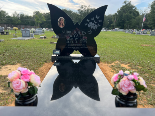 Flower delivery for Aubreigh Paige Wyatt