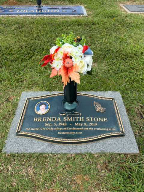 Flower delivery for Brenda Smith Stone