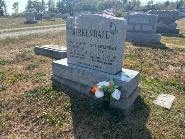 Flower delivery for Lena Mae Hayes