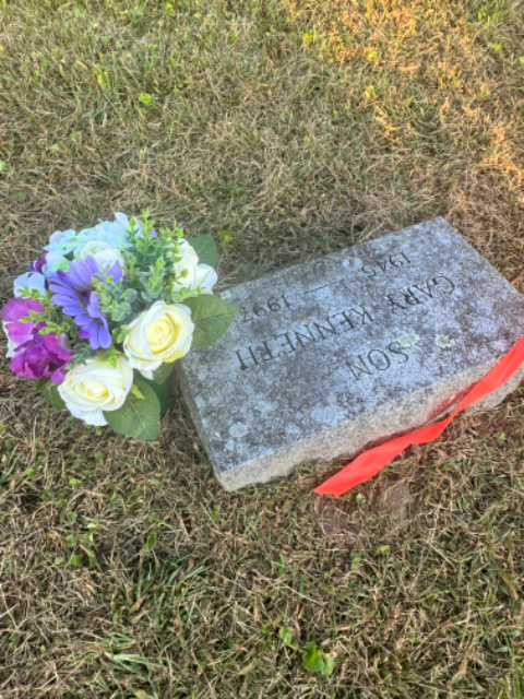 Flower delivery for Gary K Hurlburt