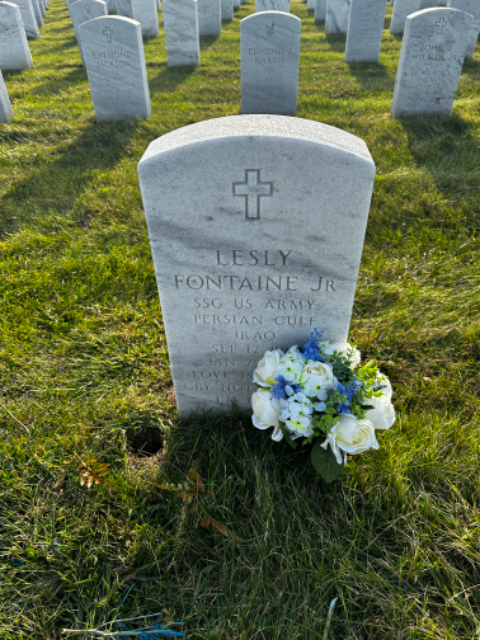 Flower delivery for Lesly Fontaine