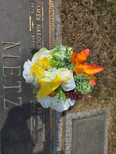 Flower delivery for James Harold Metz