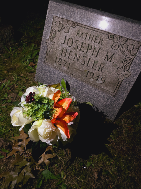Flower delivery for Joseph M Hensler