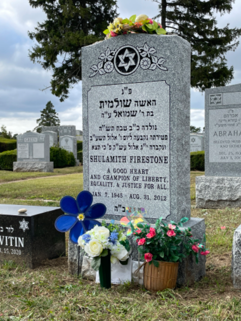 Flower delivery for Shulamith Firestone