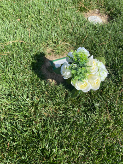 Flower delivery for Aaron Phillip Roth