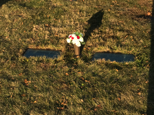 Flower delivery for Charles Harold McCloy