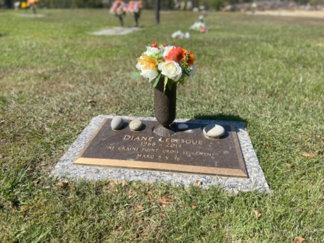 Flower delivery for Diane Geraldine Lebesgue