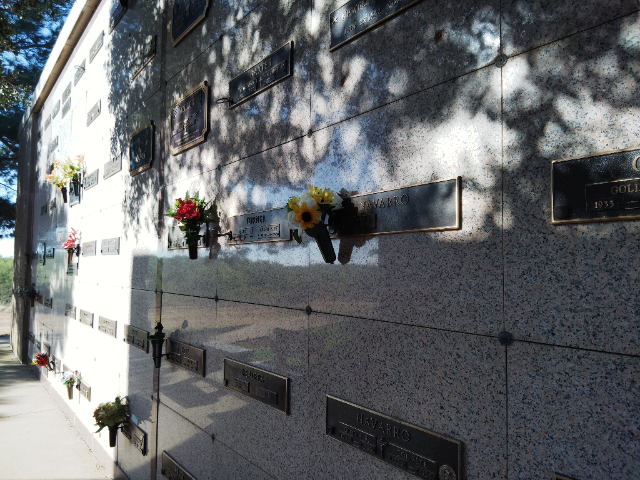 Flower delivery for Margaret Anne Navarro