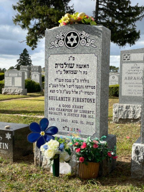 Flower delivery for Shulamith Firestone