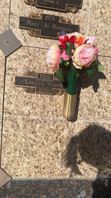 Flower delivery for Carolyn Webber