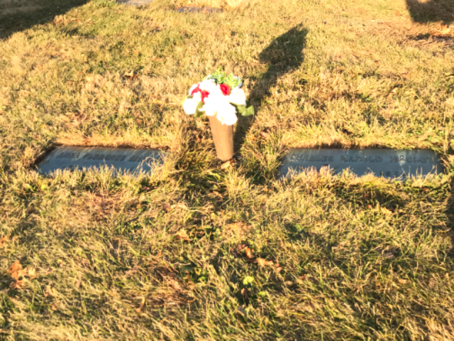 Flower delivery for Charles Harold McCloy