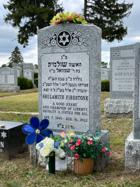 Flower delivery for Shulamith Firestone