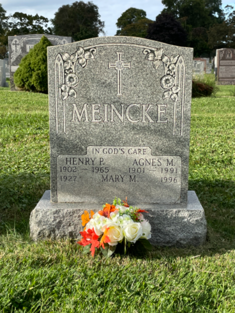 Flower delivery for Mary Meincke