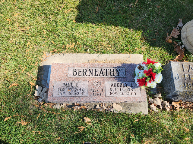 Flower delivery for Audrey Knierim Berneathy
