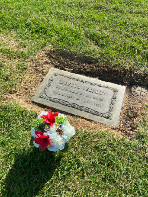 Flower delivery for Shirley Lynette Ledford