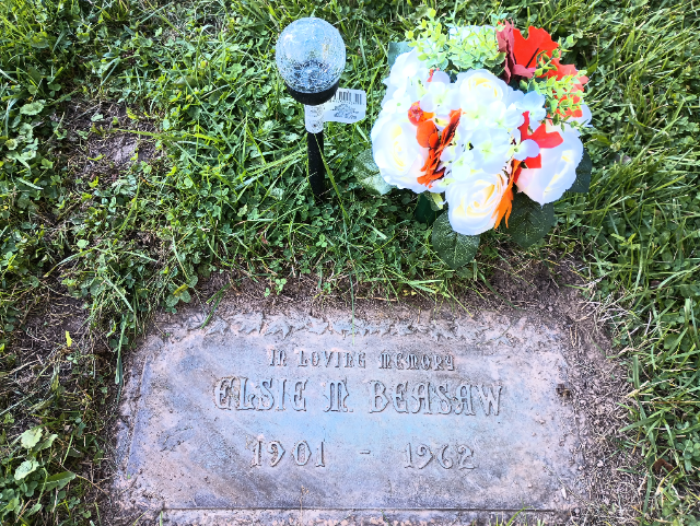 Flower delivery for Elsie M. Besaw