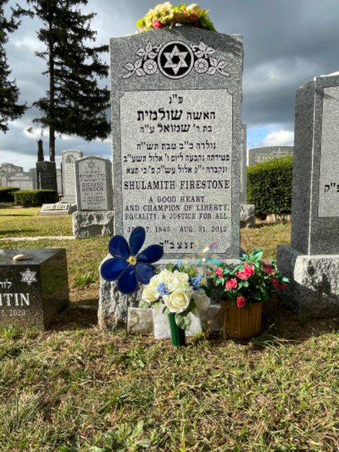 Flower delivery for Shulamith Firestone