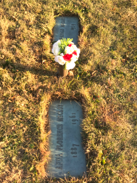 Flower delivery for Charles Harold McCloy