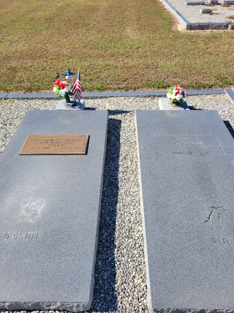 Flower delivery for Darlene Thompson