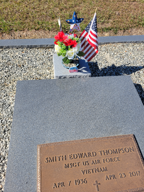 Flower delivery for Edward Thompson