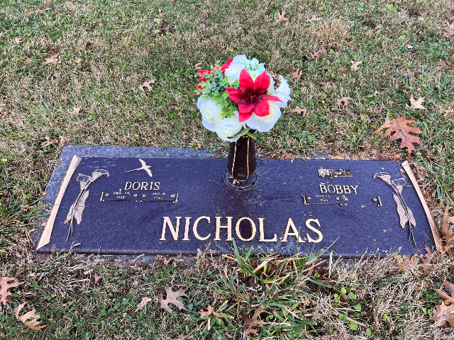 Flower delivery for Doris Marilyn Nicholas