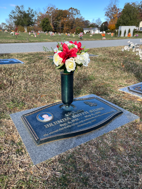 Flower delivery for Brenda Smith Stone