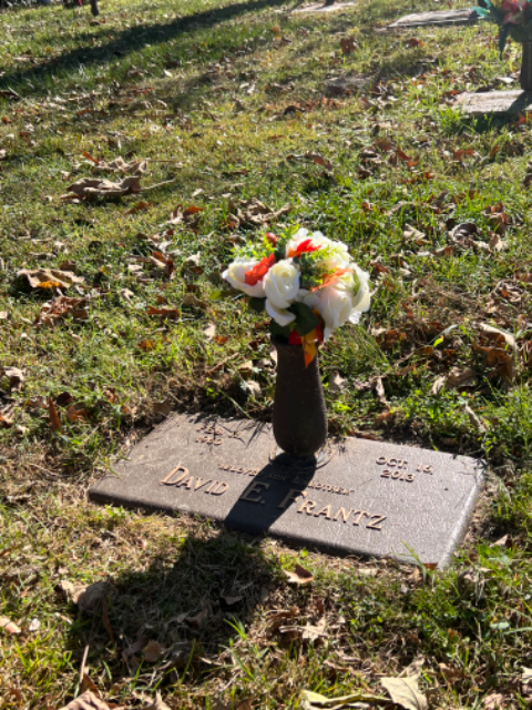 Flower delivery for David E Frantz